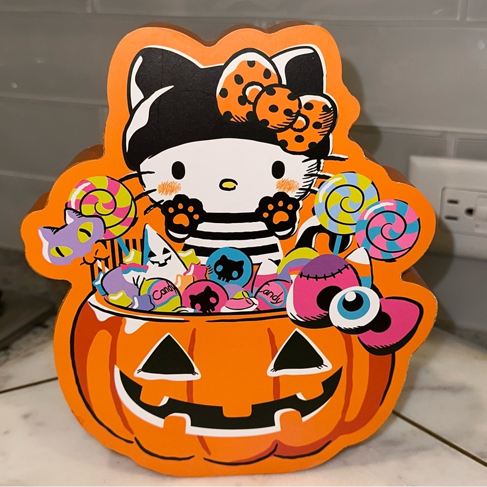 ✨NWT✨ Hello Kitty Sanrio Wooden Wall Shelf Art Halloween Theme Jack O Lantern